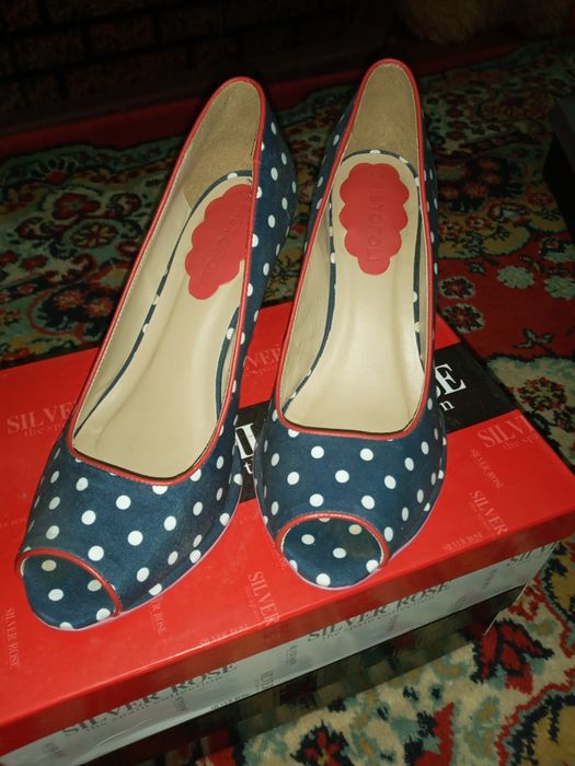 Туфли весенне летние синие в белый горошек,размер 38