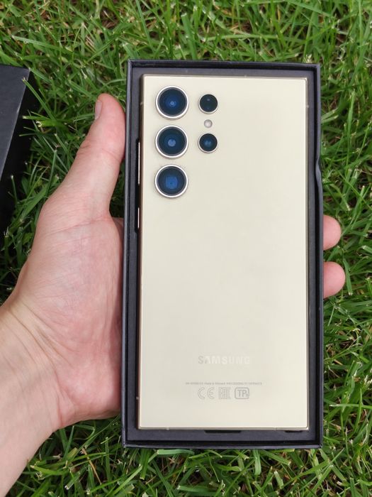 Samsung S24 Ultra 512 gb Ram 12 5G EAC