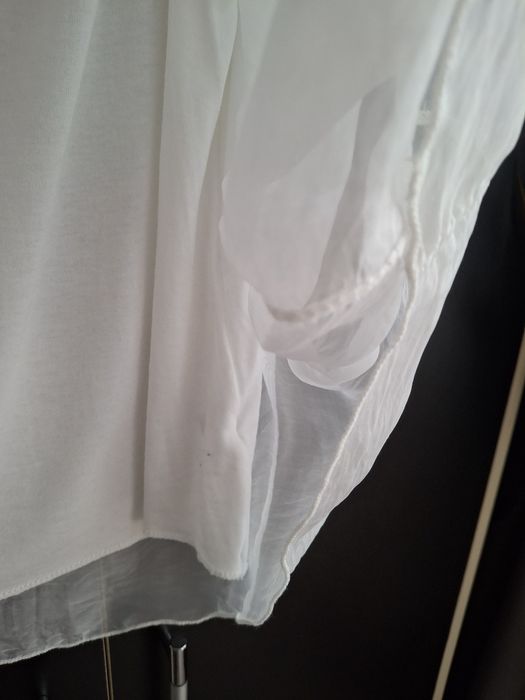 Bluză din mătase cu inserții brodate din bumbac ,marimea M ,nouă