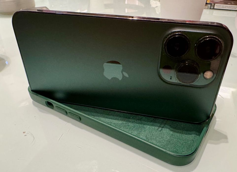 iPhone 13 Pro 256GB green