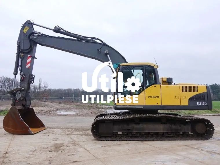 dezmembrare excavator volvo ec210cl ec210c ec210b ec180c ec240c