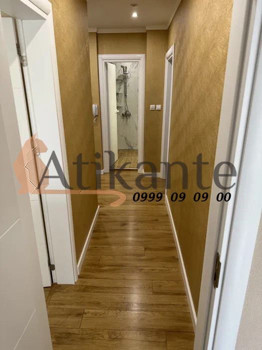 Дава се под наем Тристаен апартамент в София, Манастирски ливади - 104 кв.м за 987.36 € - Снимка #10