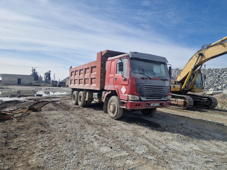 Продам самосвал хово