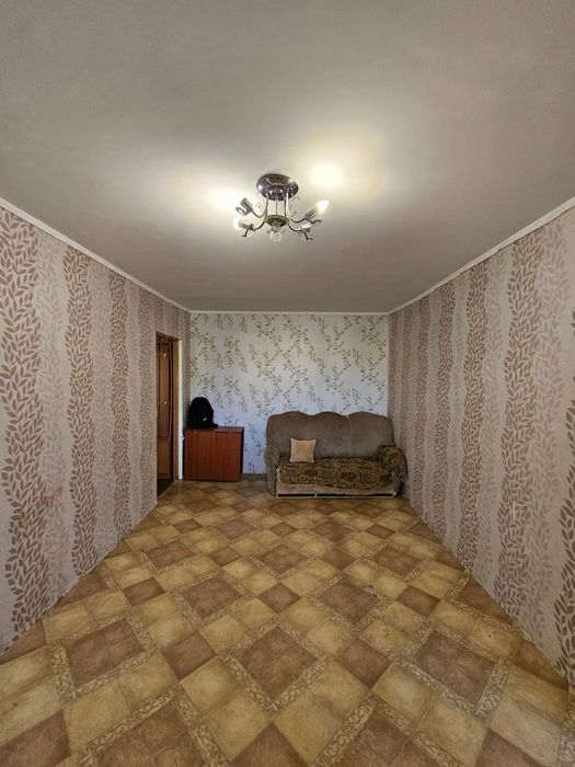 Продаётся 2 комн на Циолковского