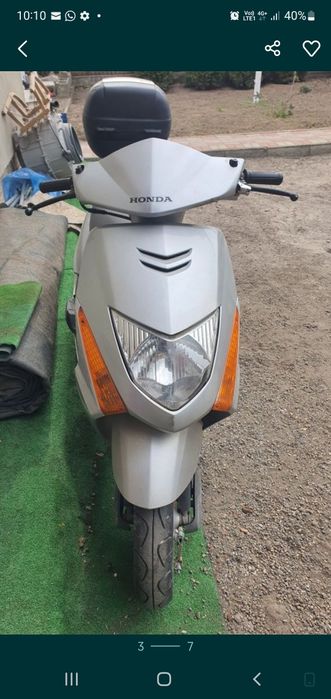 Scuter HONDA LEAD, 1.825 m. L. adusă din Italia.
