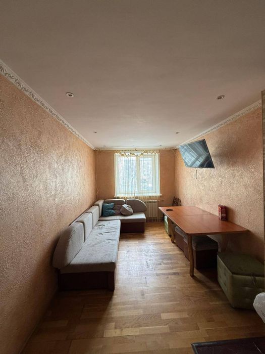 Продам 3 комнатную квартиру