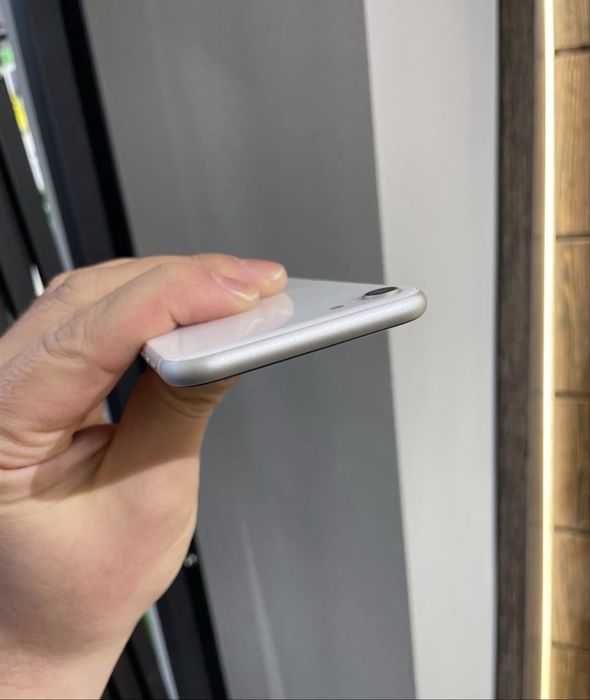 IPhone SE WHITE Dual sim