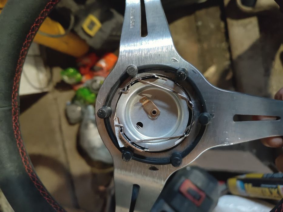 Запчасти на Опель вектра б