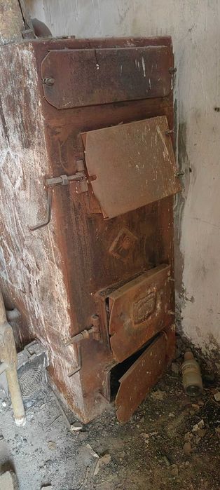 Стальной печь Карагандинка