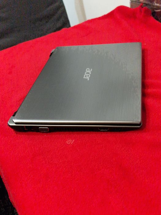Laptop Acer i3 perfect funcțional