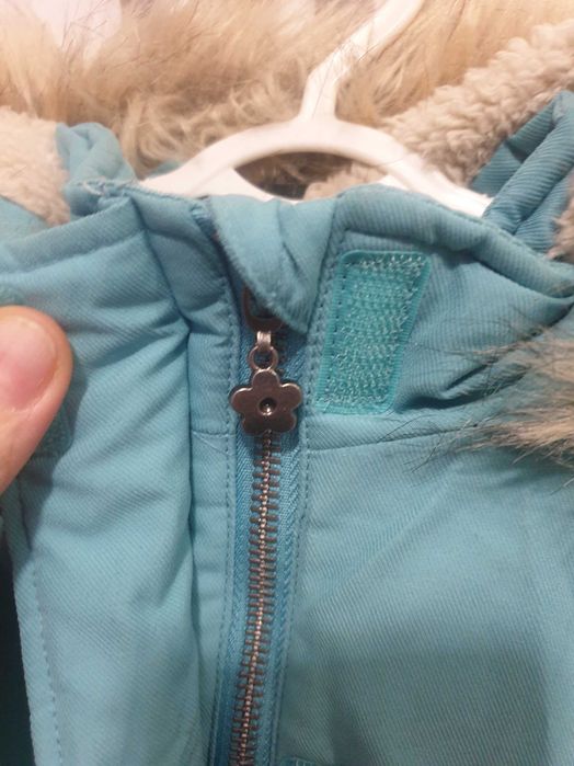 Куртка зимняя детская  как новая