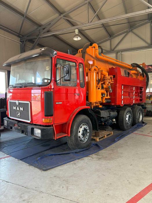 Autovidanja MAN 6x2.