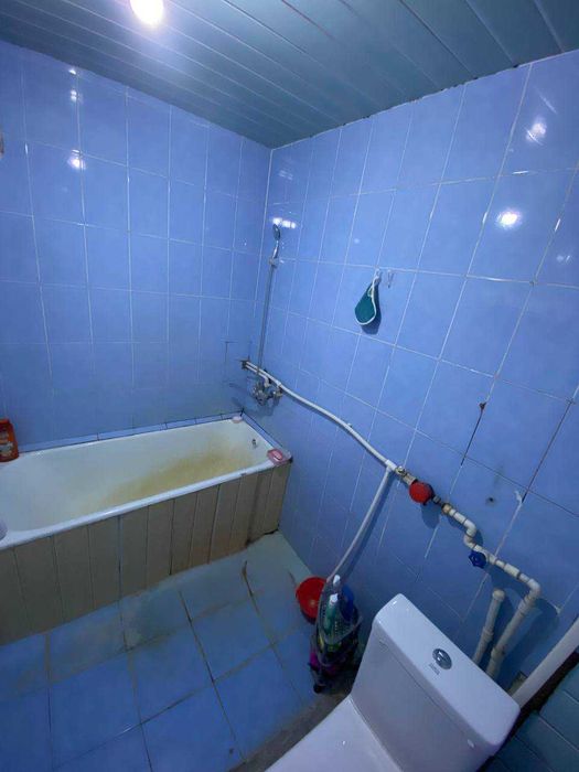 3 xonalik uy sotiladi