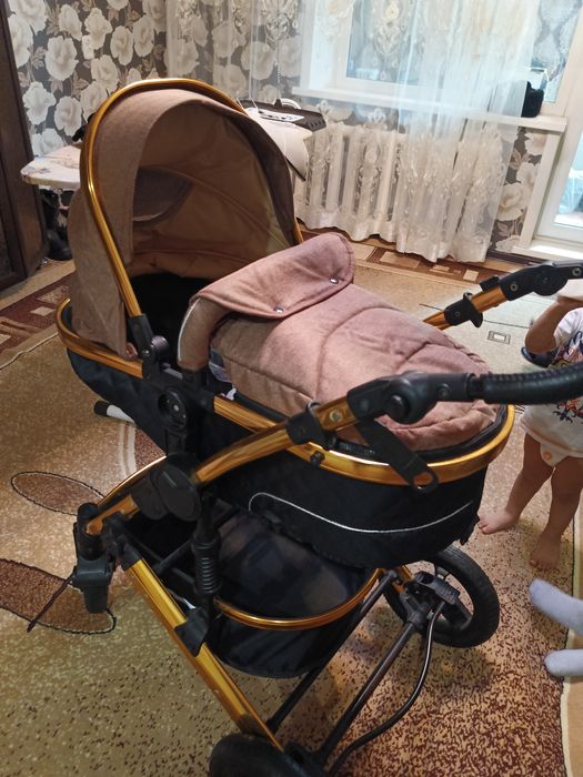 Продам коляску в отличном состоянии