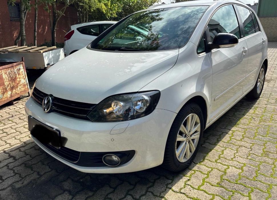 VOLKSWAGEN Golf 2011 — imagine 1