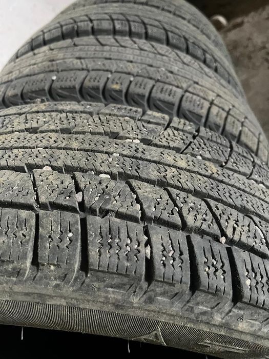 Зимние автошины в хорошем состоянии