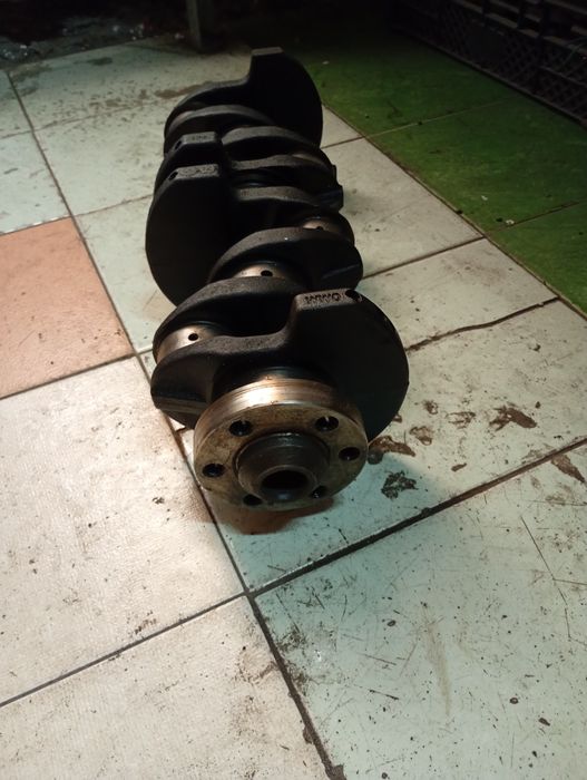 Коленвал ГОЛЬФ 3