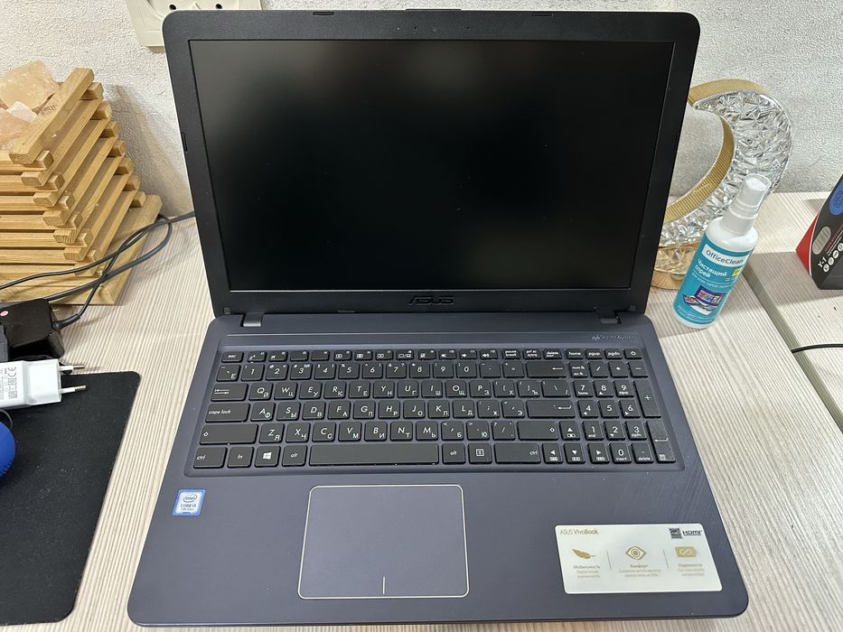 Ноутбук Asus X543UA