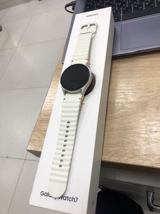 Galaxy watch 7 40mm (p25)