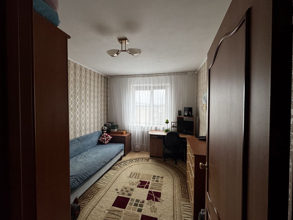 Продам 2 комн.квартиру на Космосе