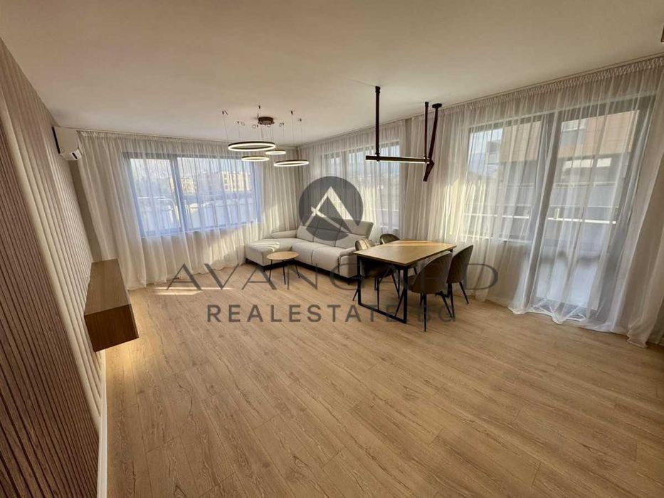 Продава се Двустаен апартамент в Пловдив, Остромила - 81 кв.м за 882 €/кв.м - Снимка #2