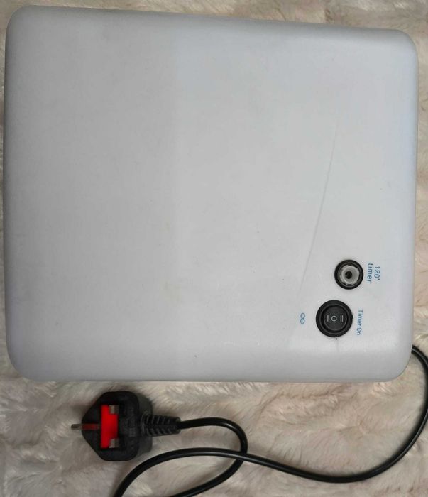 Lampă UV unghii 36W cu 4 neoane și timer 120s pentru gel și oja semipermanentă stecher uk