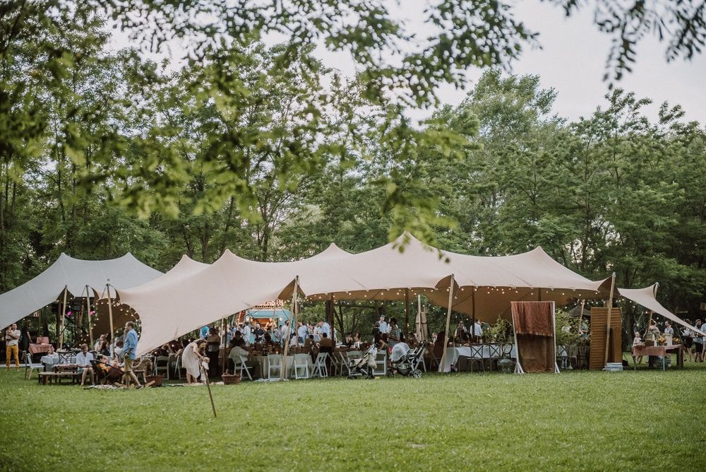 Corturi pentru evenimente de închiriat