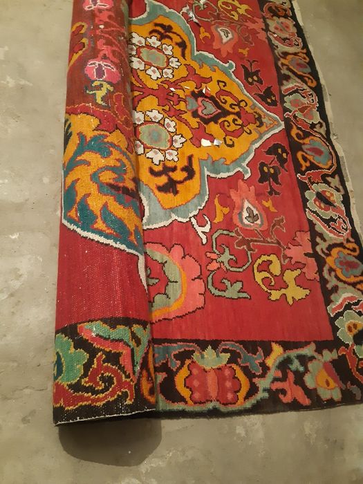 Ковёр антикварный в идеальном состоянии