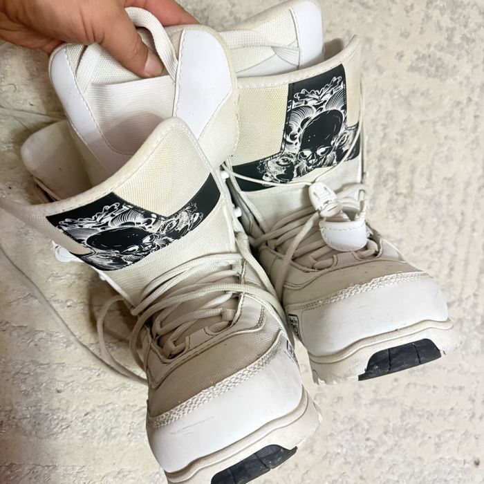 Продается ботинка сноуборда либо обмен на другой размер