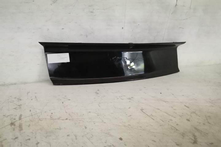 Форд Мустанг / Ford Mustang Оригинален панел за багажник с място за ка