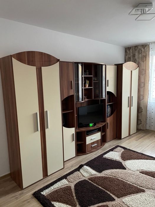 De închiriat garsonieră