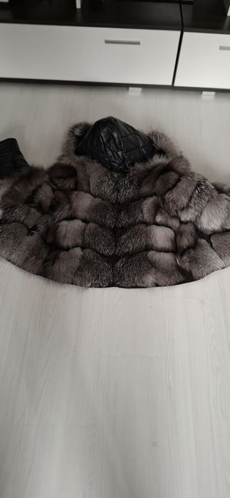 Haina de vulpe polara