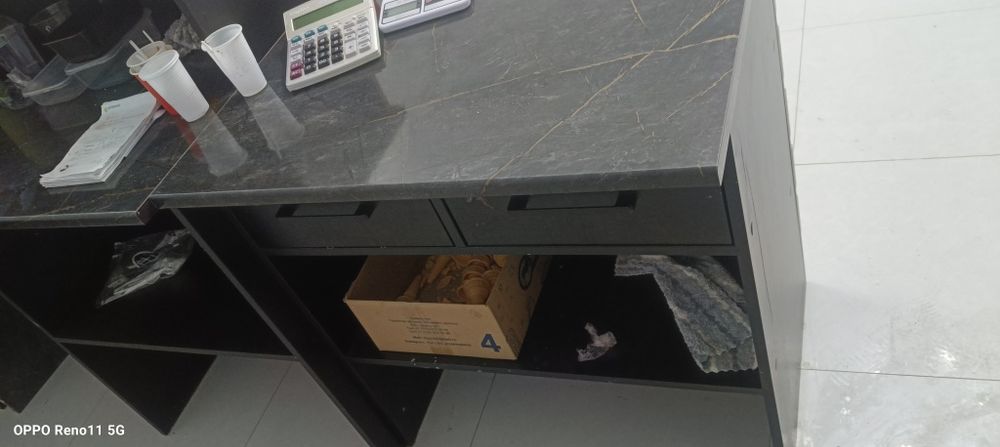 Диван стол новый состояние