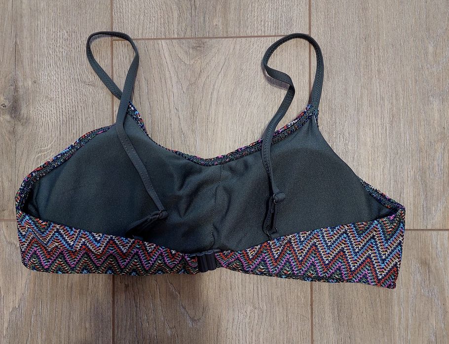 Горнище на бански