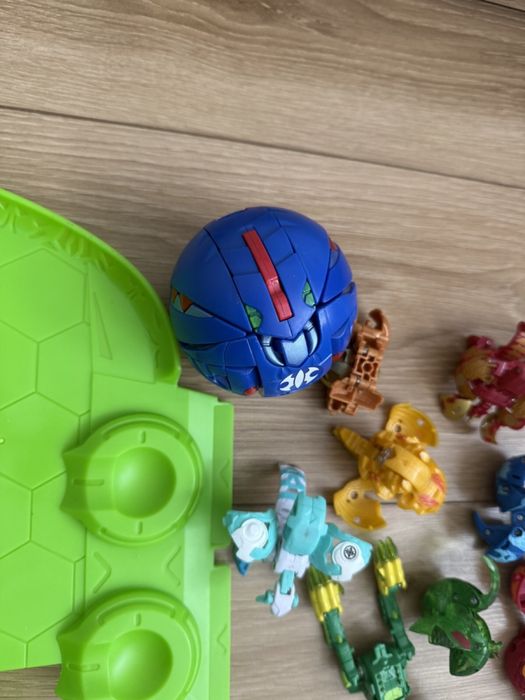 Колекция детски фигурки Бакуган/Bakugan+бойна арена