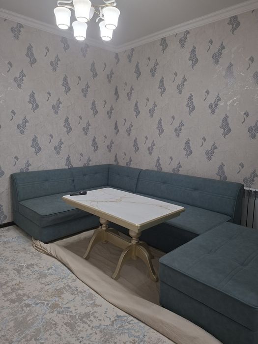 ПРОДАЁТСИЯ КВАРТИРА Навастройка Новый Ремон Мебыл всё остаётсия