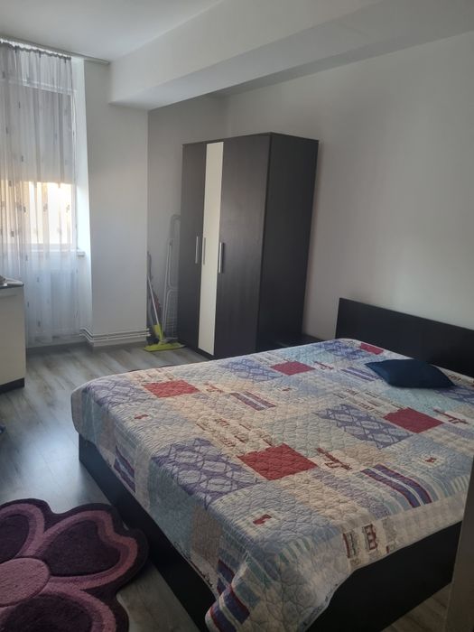 inchiriez apartament