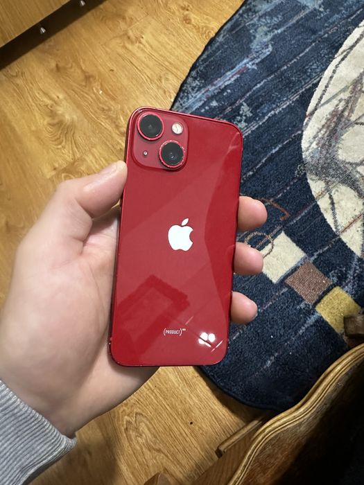 Iphone 13 mini, necesita doar ecranul schimbat