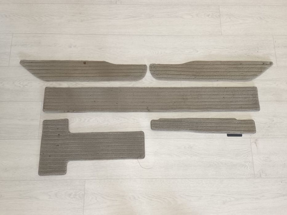 Полики Тойота Естима