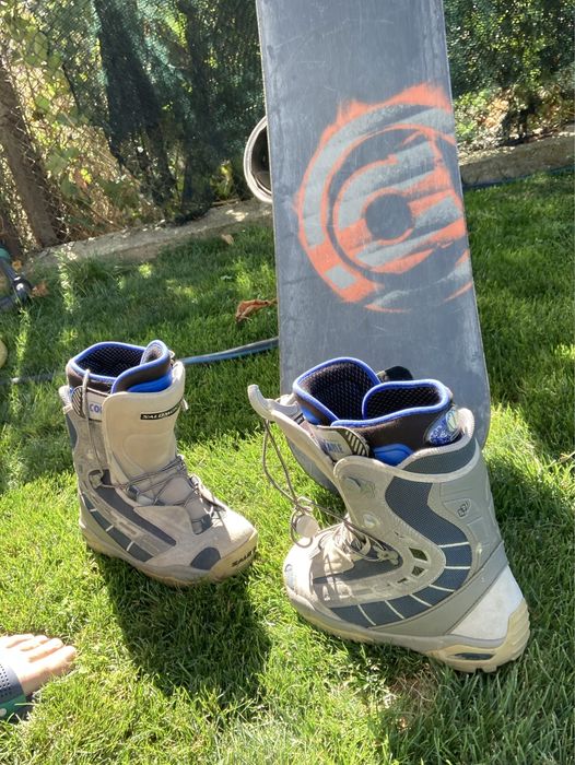 Сноуборд 134 сантиметра с обувки Соломон номер 40/1,3