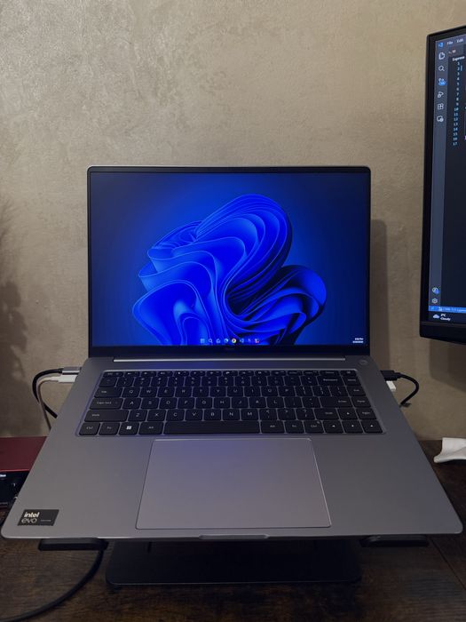 Laptop Redmi Book Pro 16 2024