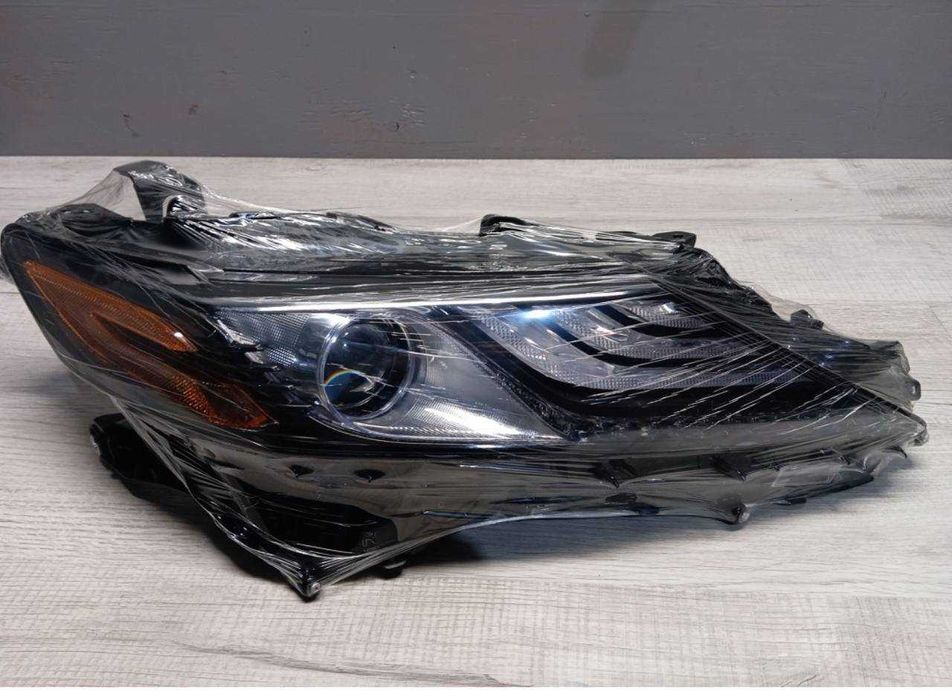 Фары на Toyota Camry американка