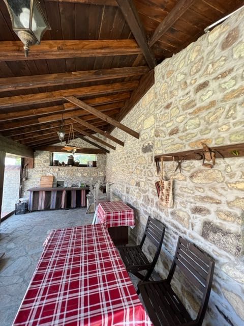 Kаменна къща в с. Гледка