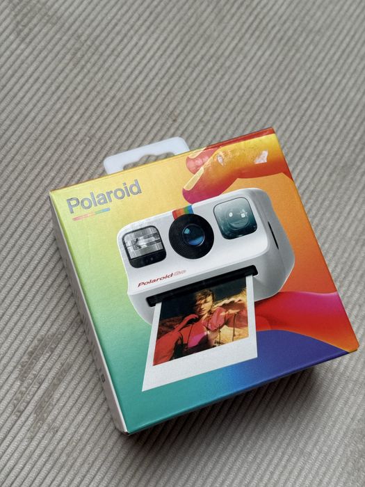 Aparat foto Polaroid Go alb