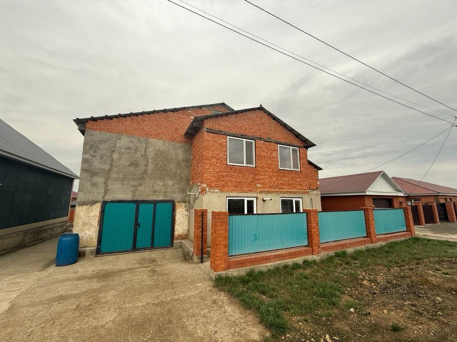 Продам мансардный дом
