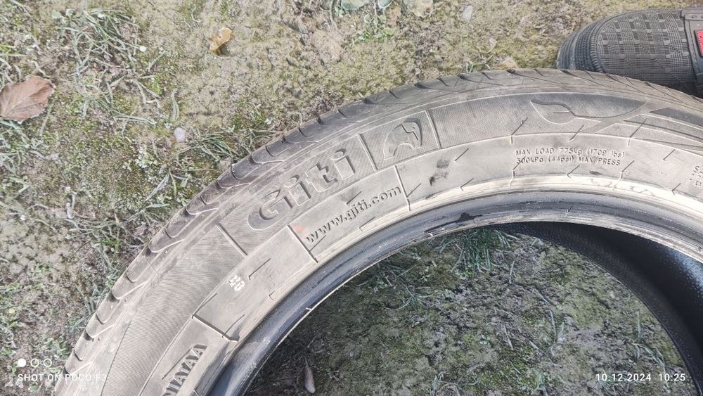 Продам шины 235/50/R19