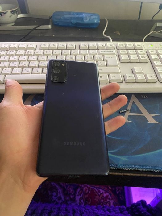 Samsung s20 fe sotiladi