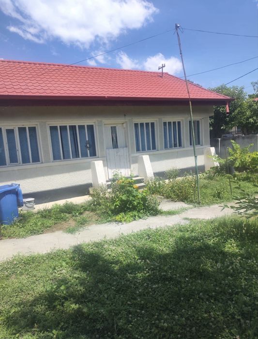 Casa de vanzare Teleorman + teren la camp