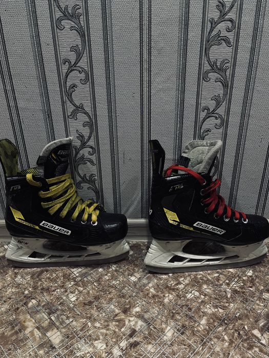 продам коньки BAUER