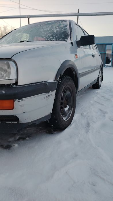 Фольксваге гольф на ходу